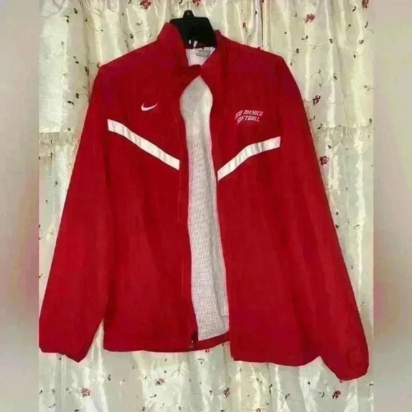 Nike dry fit windbreaker - Picture 5 of 7